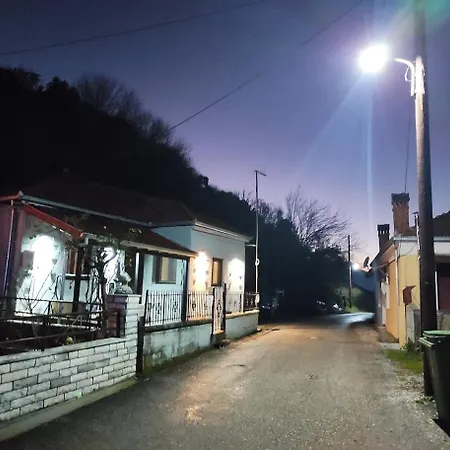 Panos Hause 3